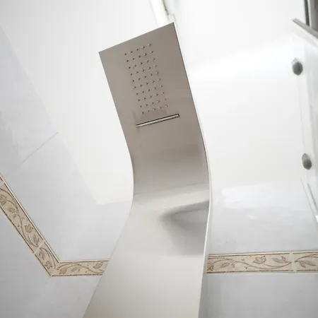 Bed&bread Piazza 'nzegna Bed and breakfast 4*