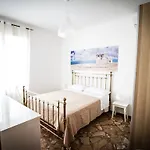 Bed&bread Piazza 'nzegna Bed & Breakfast