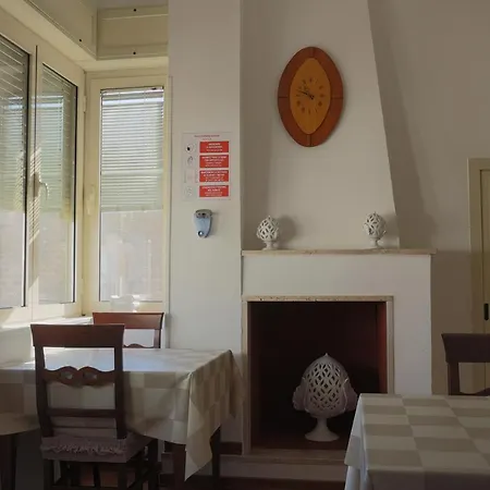 Bed&bread Piazza 'nzegna Bed & Breakfast 4*