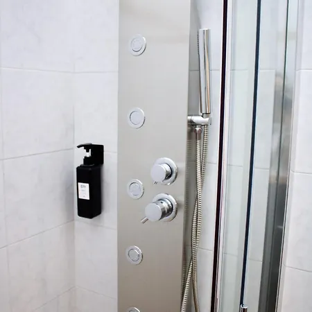 Bed&bread Piazza 'nzegna 4* カロヴィーニョ