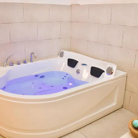 Bed&bread Piazza 'nzegna ベッド・アンド・ブレックファスト カロヴィーニョ