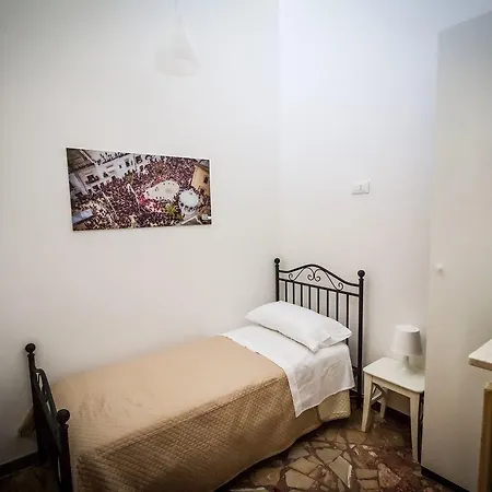 Bed&bread Piazza 'nzegna ベッド・アンド・ブレックファスト カロヴィーニョ