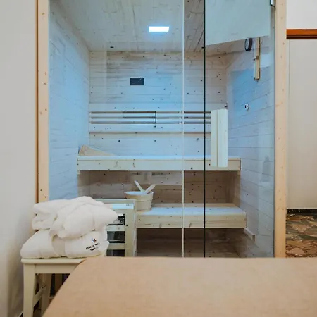 Bed & Breakfast Bed&bread Piazza 'nzegna 4*