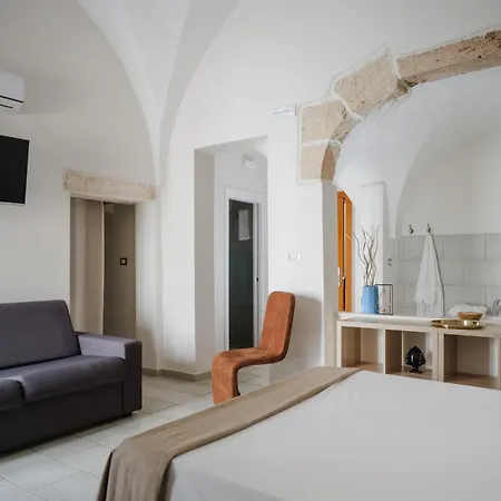 Bed&bread Piazza 'nzegna Bed & Breakfast 4*