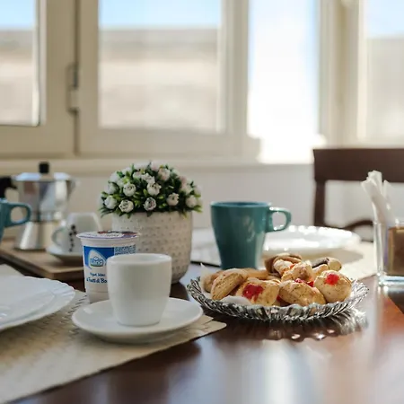 Bed&bread Piazza 'nzegna Bed & Breakfast 4*